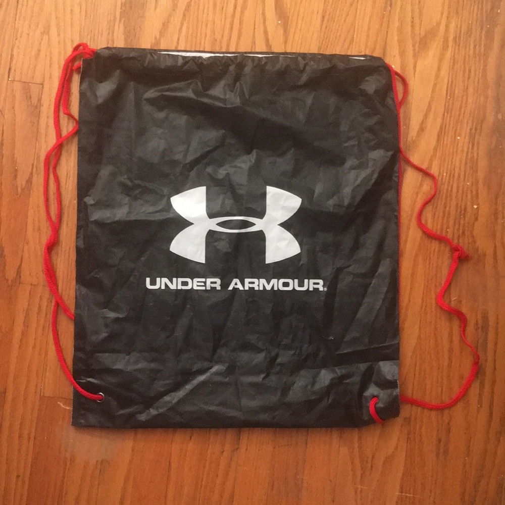 UNDER ARMOUR💪 DRAWSTRING BACKPACK
